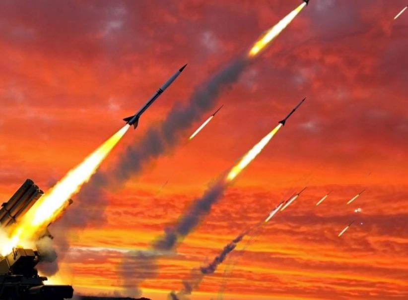 Месть до небес: Иран в одну ночь накрыл Тель-Авив, Хайфу и Иерусалим сотнями ракет — десятки прорвали «Железный купол