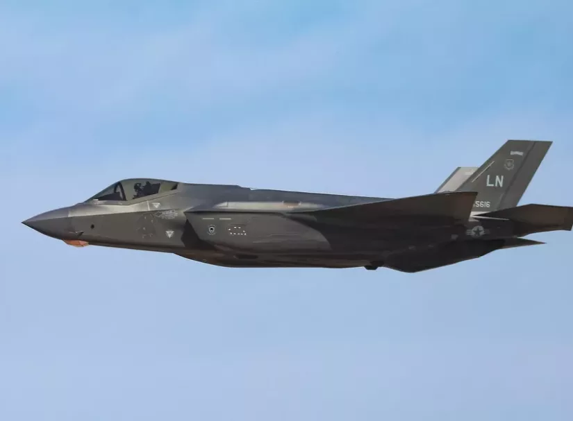 Пилот F-35 в плену у КСИР: как один сбитый стелс-истребитель обнажил глубокий кризис американской авиации