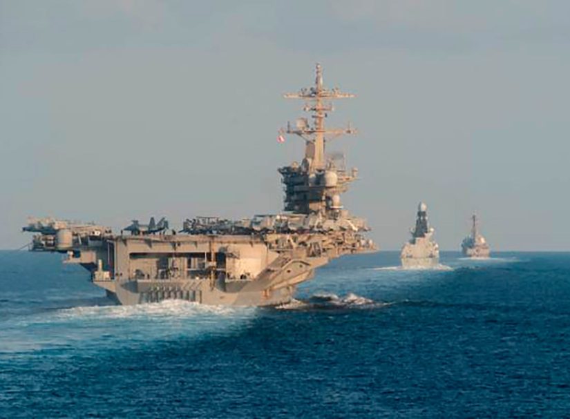 Ракетный удар Ирана по авианосцу США: «Авраам Линкольн» покинул Персидский залив после атаки КСИР