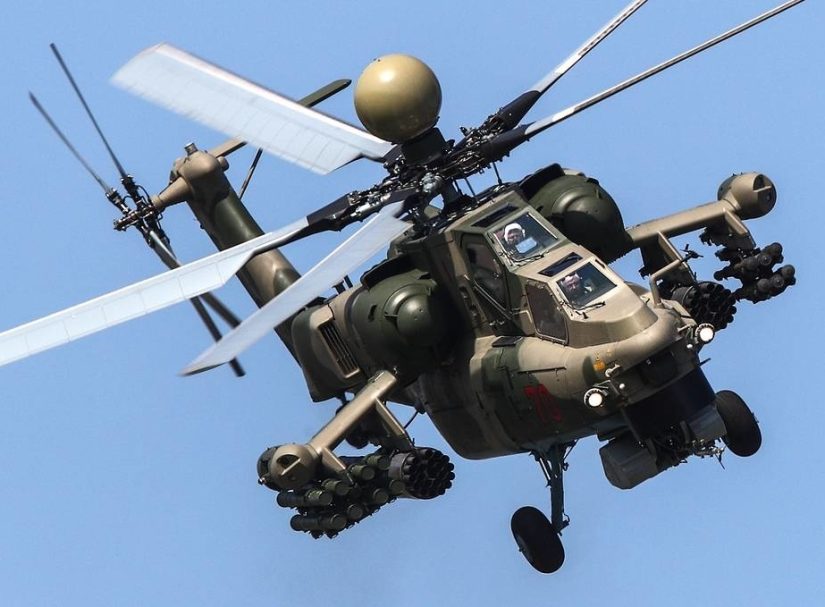 Россия показывает «ад в небе»: Ми-28НМ с круговой РЭБ и Су-57 превращают западные дроны в бесполезный хлам