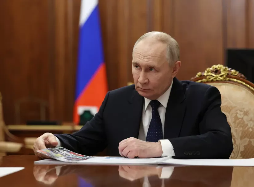 Путин увеличил штатную численность Вооружённых сил России