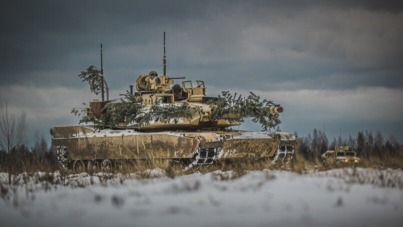 ВС РФ впервые доставили трофейный танк Abrams в Москву